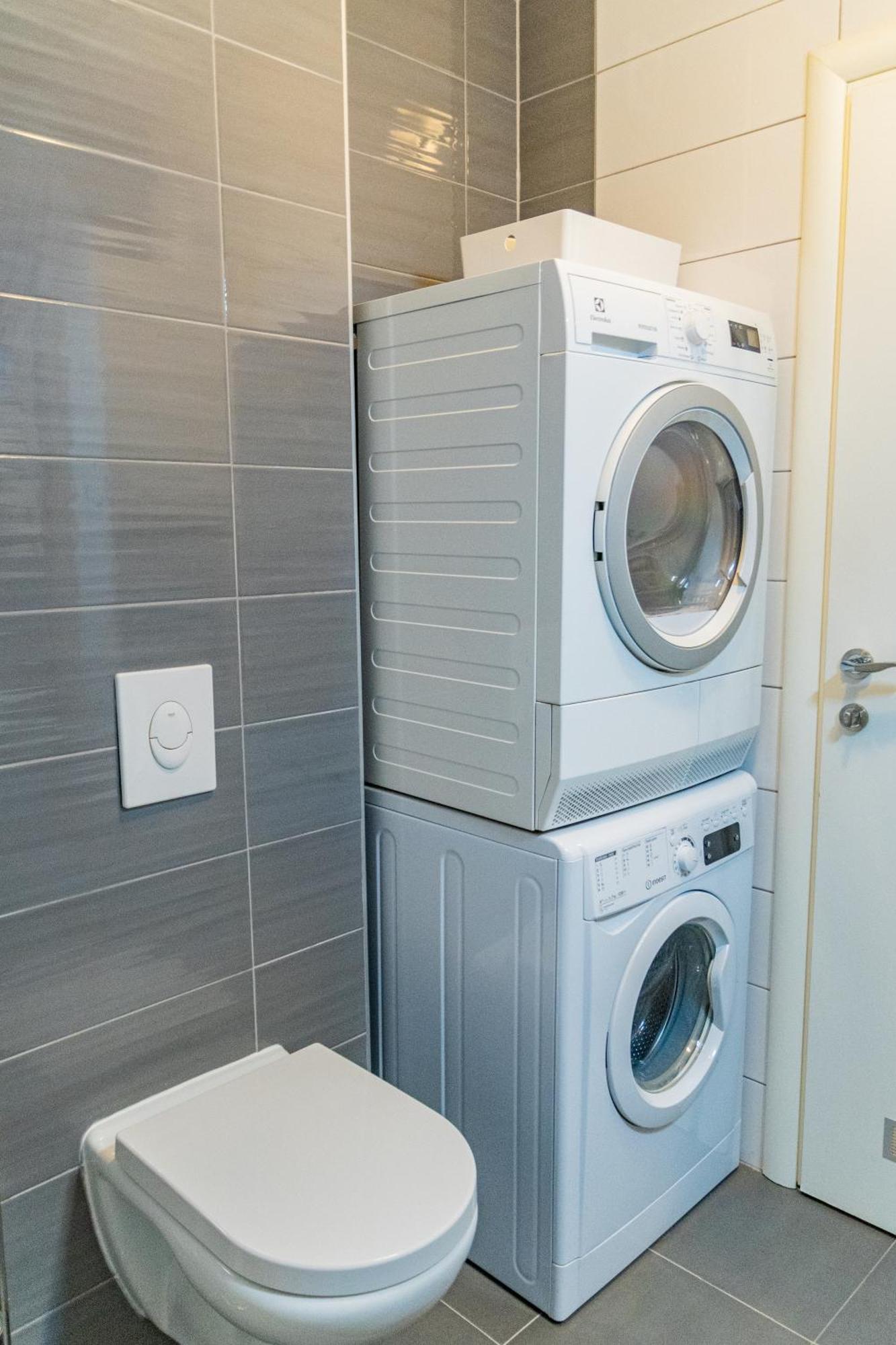 Flexible Selfcheckins 23 - - Garage - Electric Vehicle Ccharger - Loggia - New - Luxury Apartment